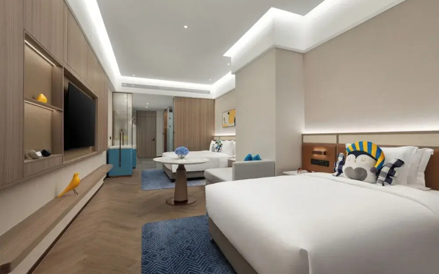 voco Chengdu Chunxi Road by IHG