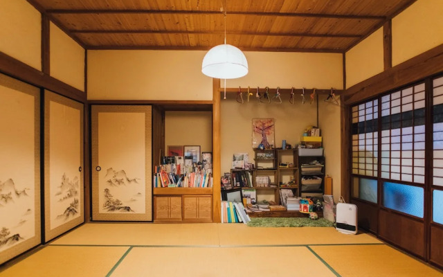 Satoyama Guest house COUTURE - Hostel