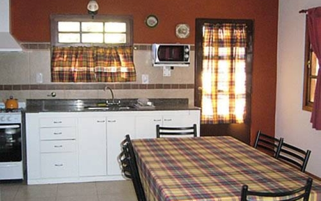 Hosteria y Cabañas Un Camino en el Cipres