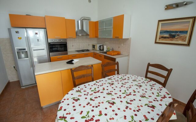Apartments Mirko