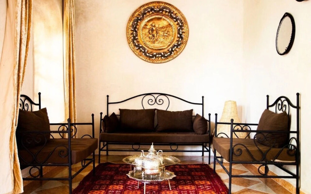 Riad Mayo