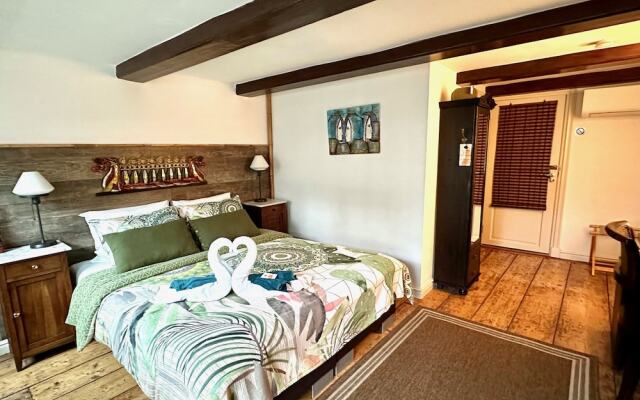 Amsterdam B&B Barangay