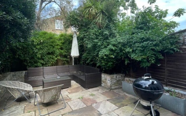 Secluded & Serene 3BD Family Home - Wandsworth!