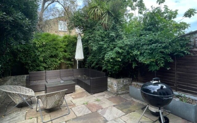 Secluded & Serene 3BD Family Home - Wandsworth!
