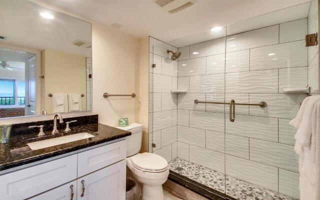 Land's End 8-204 Beach Front - Premier