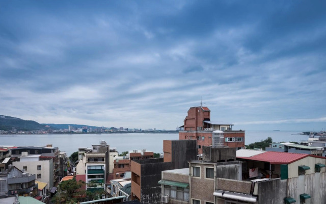 Taipei Travelers International Hostel
