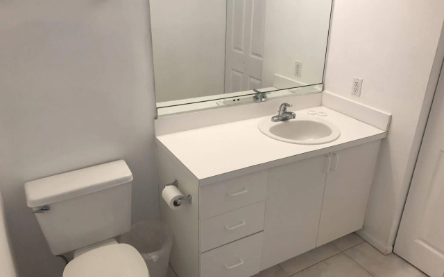 Collins Apartments by Design Suites Miami