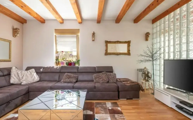 Sunshine Comfortable Holiday Residence