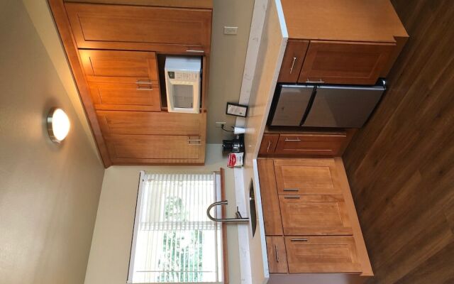 Lopez Islander Resort