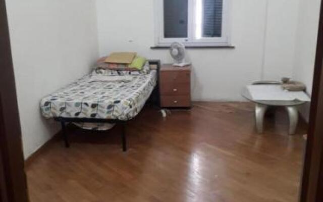 Flat 3 Bedrooms 1 Bathroom - Genoa
