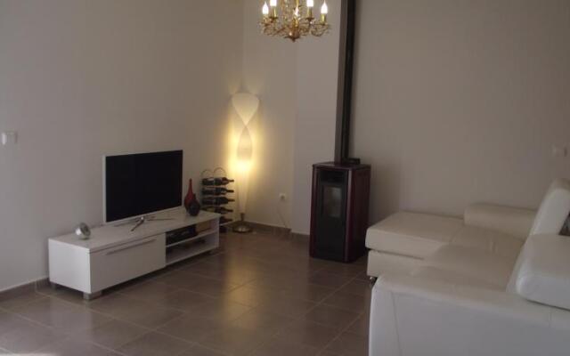 Holiday House