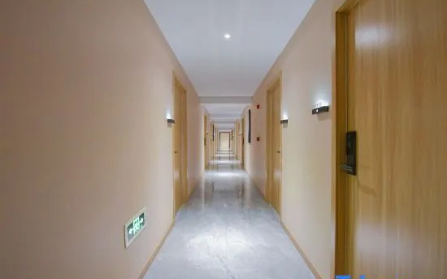 Yiduo Intelligent Hotel (Xifoshan Branch)