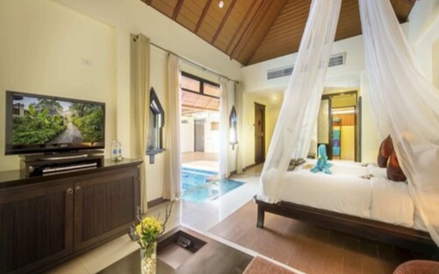 Lanta Cha-Da Beach Resort & Spa