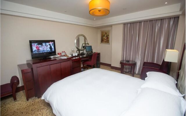 Mingxiang Hotel (Wenling Zeguo Passenger Transport Center)