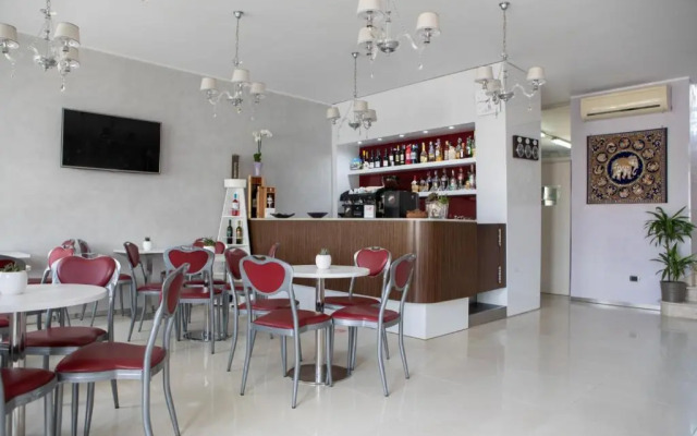 Hotel Perla Dello Ionio