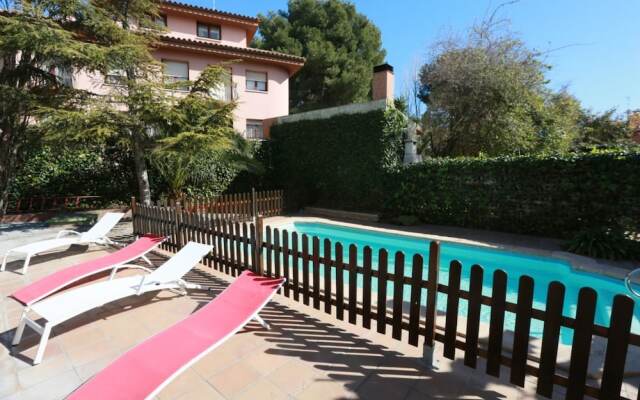 Villa Acogedora Para 11 Personas en Salou