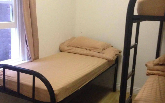 Cozy M Hotel