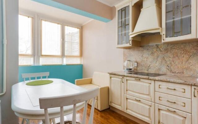 MaxRealty24 on Vernadsky Avenue 61