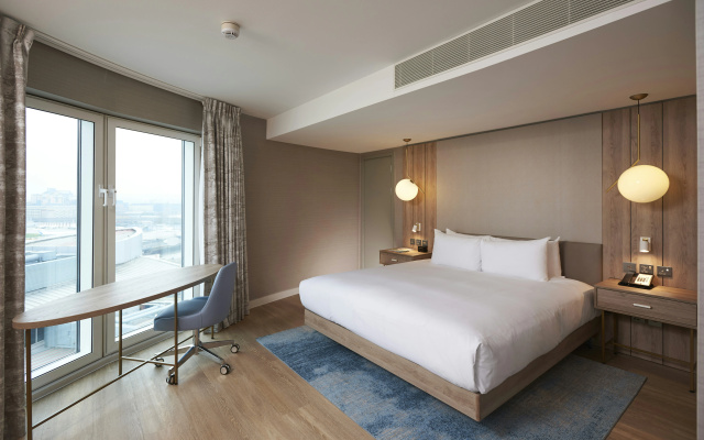 DoubleTree by Hilton Hotel London ExCel - Image 4