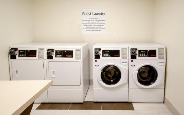 Holiday Inn Express & Suites Taylor by IHG