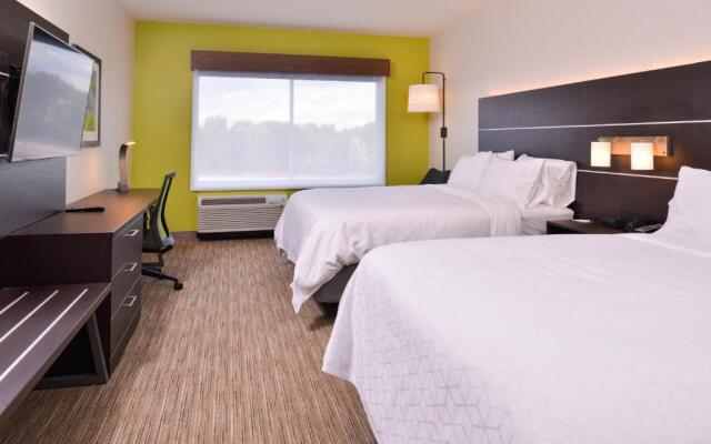 Holiday Inn Express & Suites Mall of America - MSP Airport, an IHG Hotel