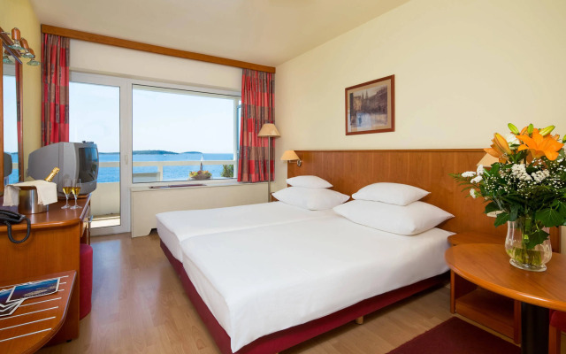 Hotel Zora
