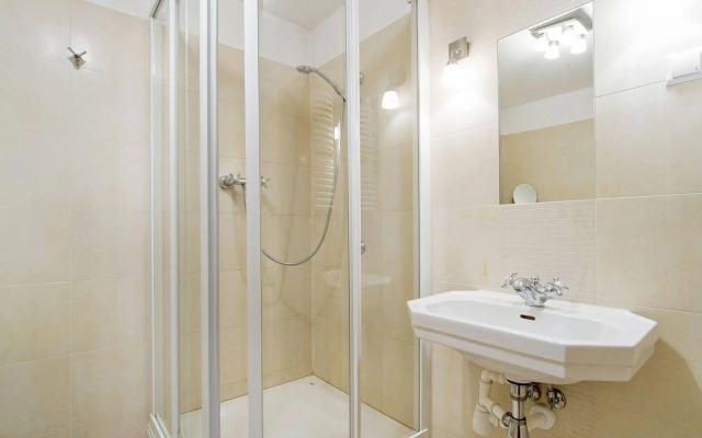 Wawel Angel Plaza Apartments by Amstra Luxury Apartments