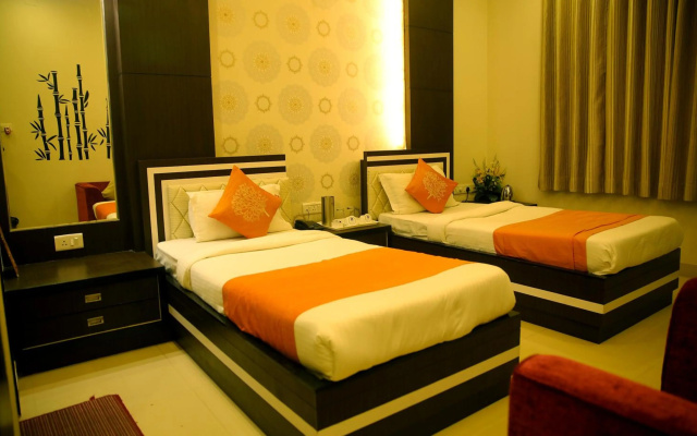 Hotel Rivera Palace – Guest Rooms – Varanasi