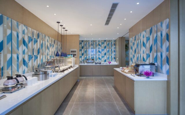 Holiday Inn Express Zhengzhou Longzi Lake by IHG