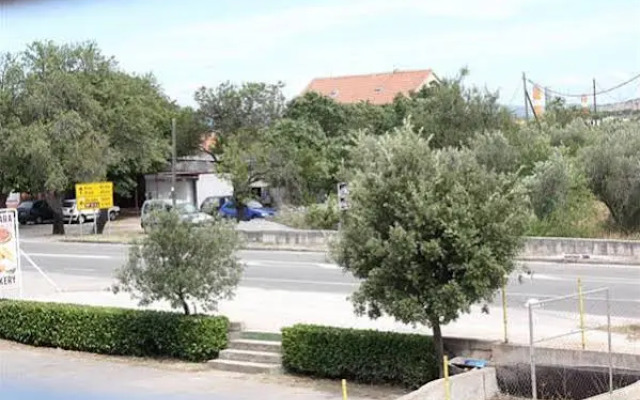 Apartmani Krka Rooms