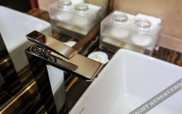 the Great Wall International Hotel