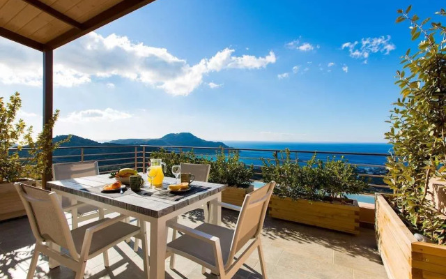 Stella in the Village Suites