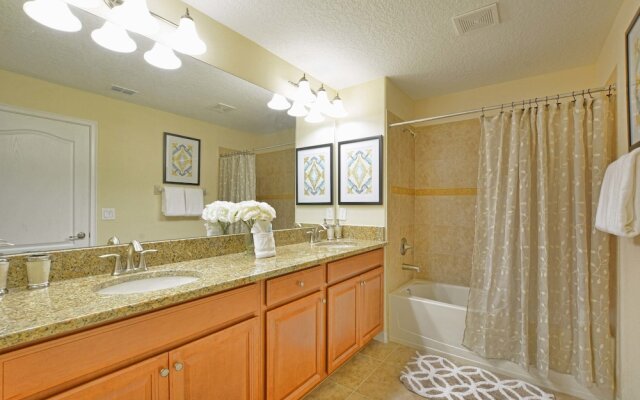 Storey Lake-5 Bedroom Townhome w/SplashPool-1602ST