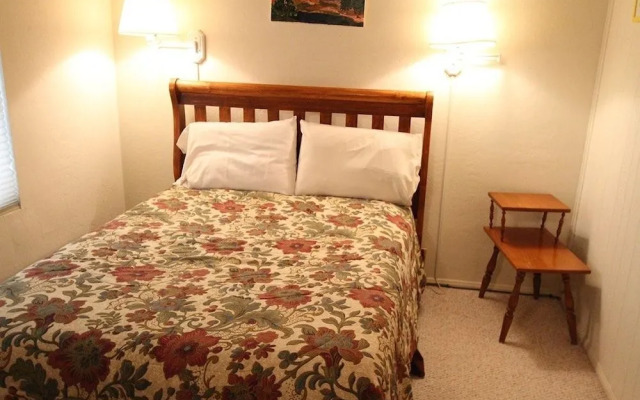 Chateau Doex 7 by RedAwning