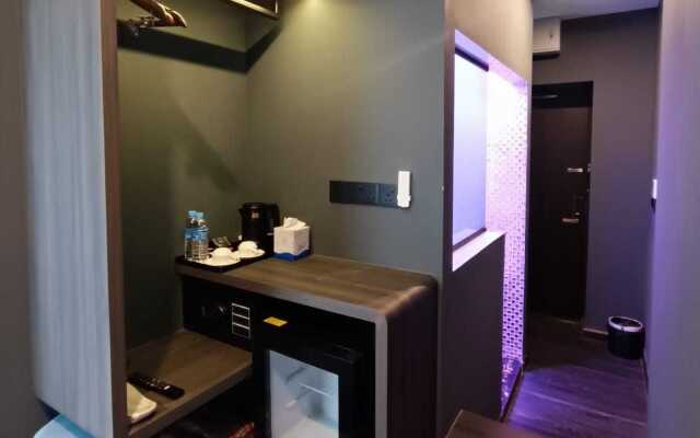 HOTEL JJH - Near Bugis