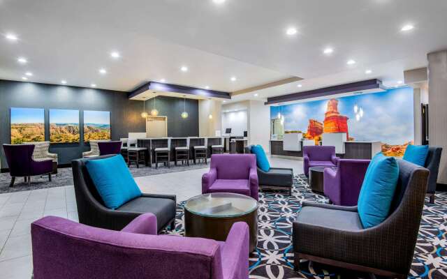 La Quinta Inn & Suites by Wyndham Pampa