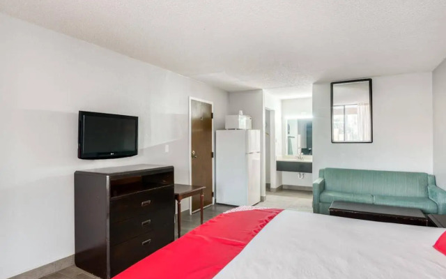 OYO Hotel Kissimmee West