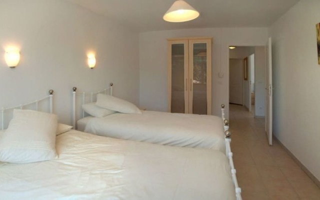 Lovely 3-bed Villa in Les Cammazes