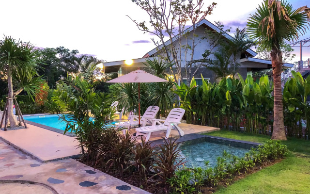 Loftpical Resort