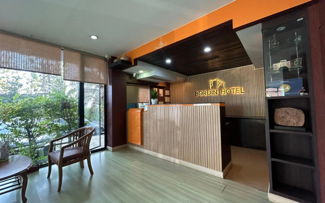 Bordin Hotel