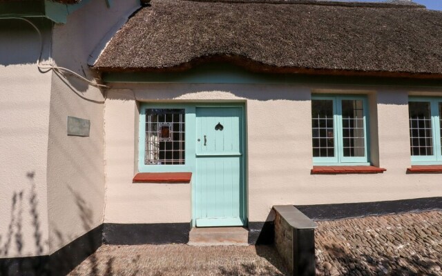 Alice Cottage