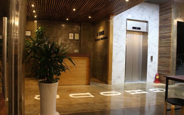 G HOUSE Mini Hotel & Guesthouse