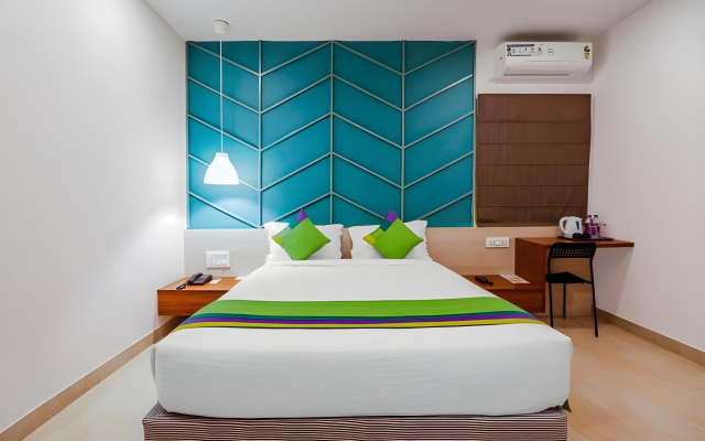 Treebo Trend Yc Grand Boutique Hotel