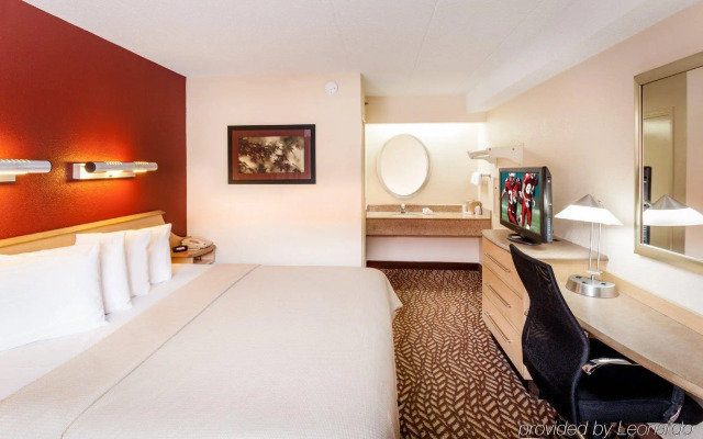 Red Roof Inn Detroit - Troy
