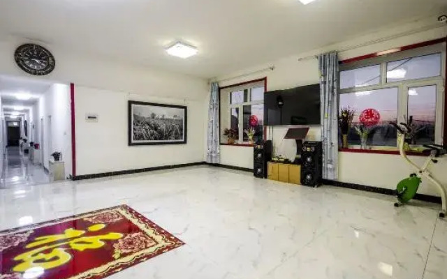 Jilin Wusongbo Photo base Inn