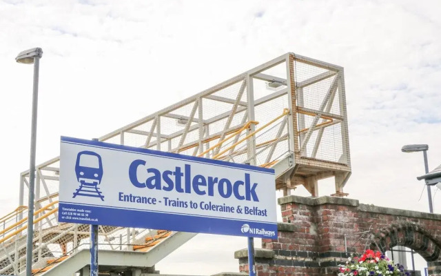 Beachside and Golf Apartment