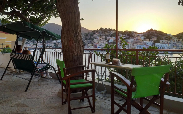 Pitini Sevasti house