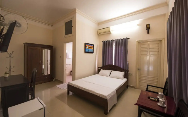 Three Palms Homestay