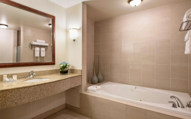 Hilton Garden Inn West Edmonton