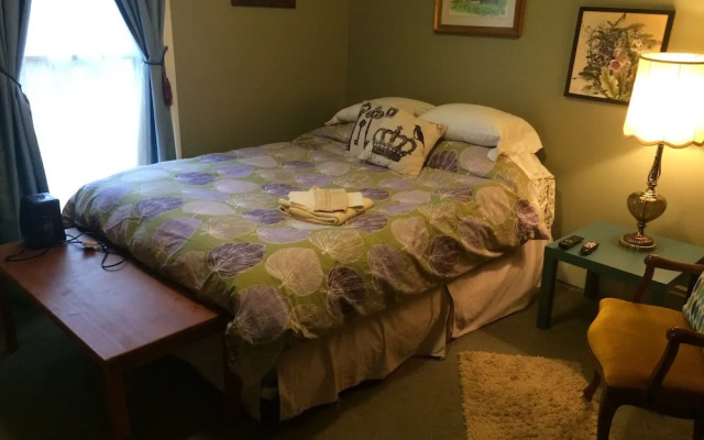 Ye Olde Walkerville Bed & Breakfast
